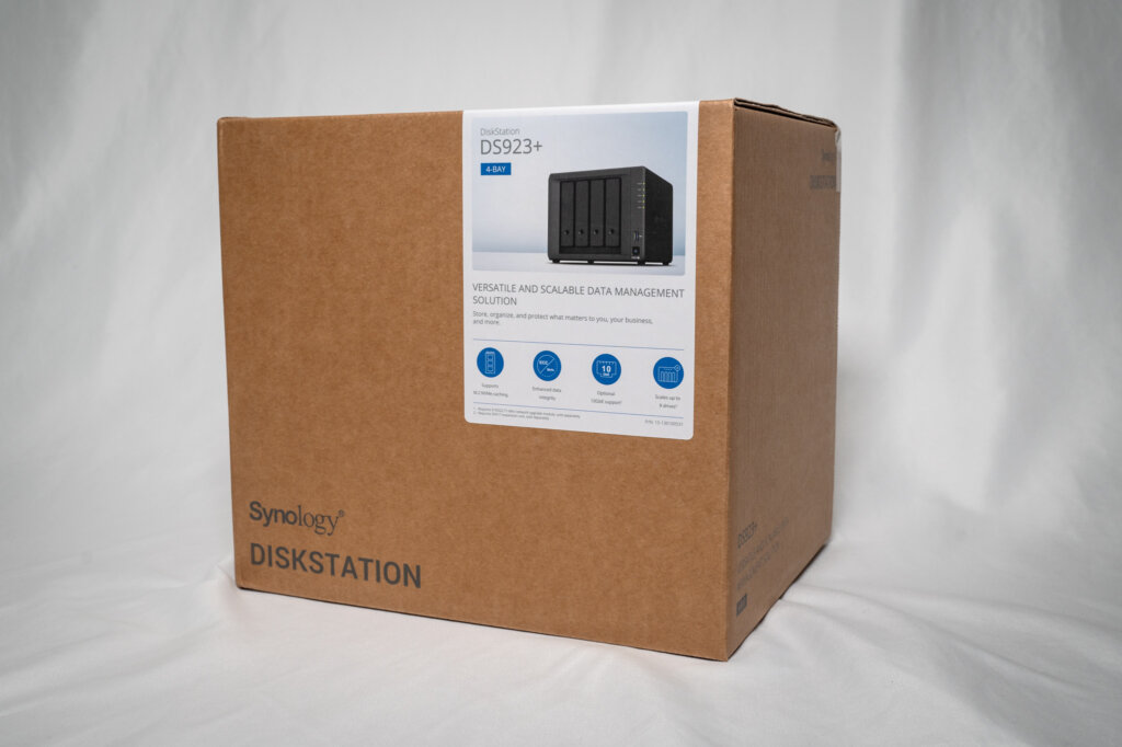 Synology DS923+ - The Box